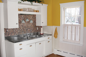 photo of a kitchen remodeled drastically on a very small budget