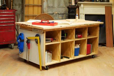 a finished tool bench