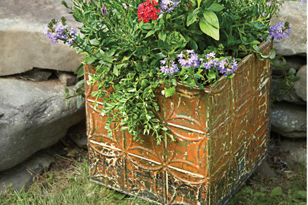 metal tiles planter