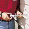 Install the new faucet