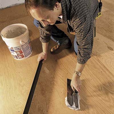 Preparing the subfloor when laying engineered wood floors 