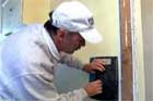How to Strip Wallpaper