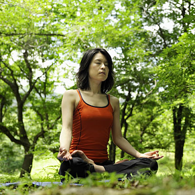 http://img2.timeinc.net/health/images/healthy-living/asian-woman-meditating-400x400.jpg
