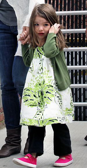 A BabyGap Dress - Suri Cruise's Cutest Outfits - InStyle.com