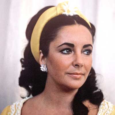 Elizabeth Taylor's Changing Looks | InStyle.com