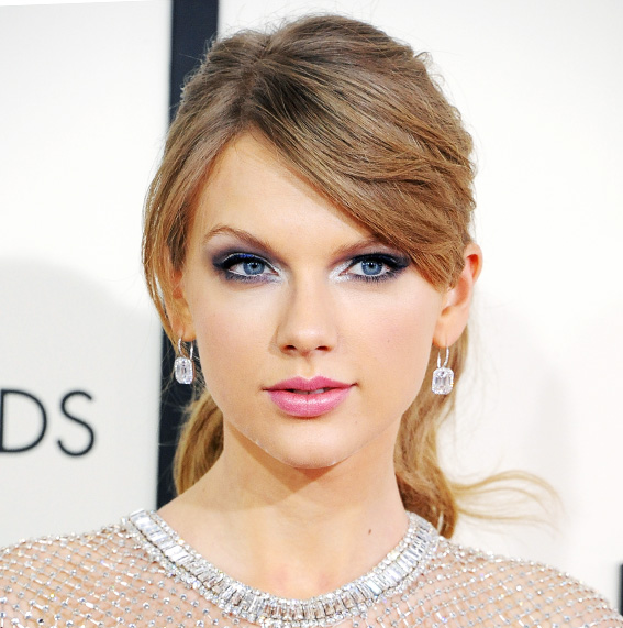 2014 - Taylor Swift's Changing Looks - InStyle.com