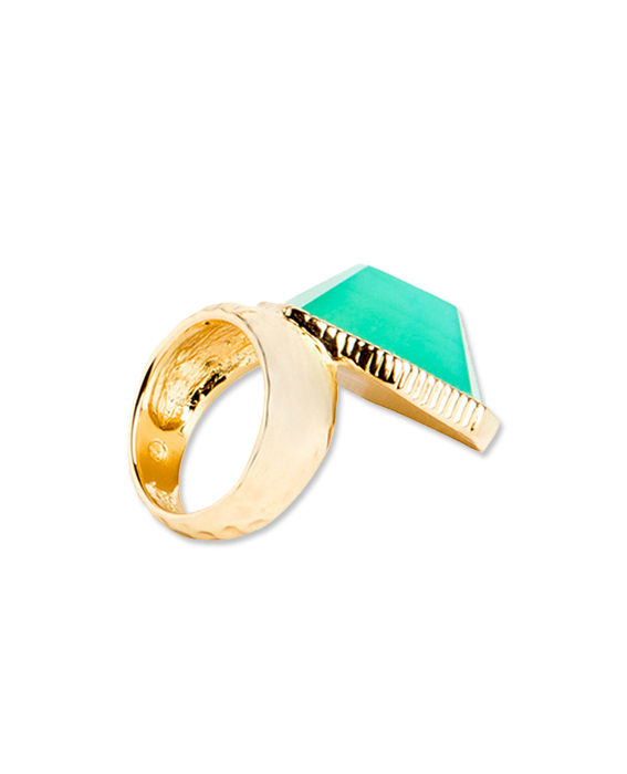 St. Patty&#39;s Day Jewelry: JewelMint Ring