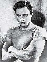 Marlon Brando Dies at 80 - Marlon Brando : People.com