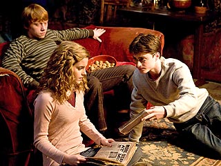 Sneak Peek at Next Harry Potter Movie | Harry Potter
