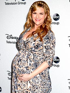 Sara Rue Gives Birth