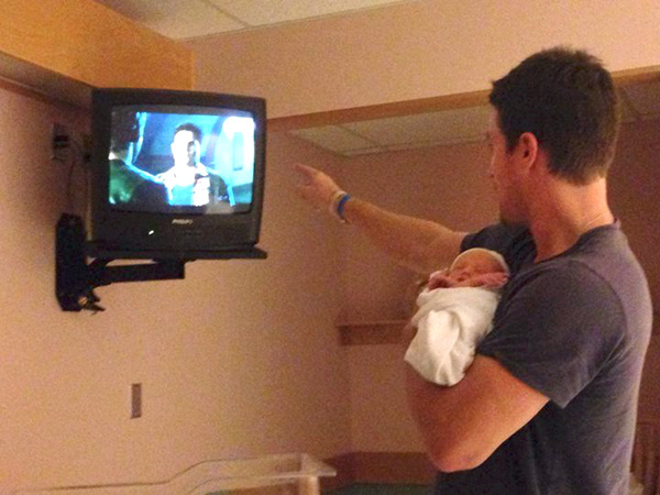 Stephen Amell Welcomes Daughter Mavi Alexandra