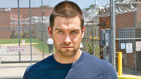 Antony Starr Talks Sex Scenes and Getting Stitches on the Set of ...