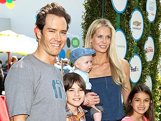 Mark-Paul Gosselaar : News : People.com