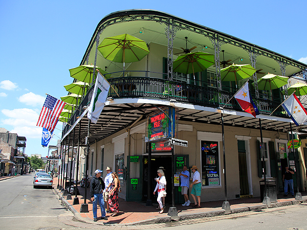 Bourbon Street Shooting Leaves 9 Injured in New Orleans : People.com