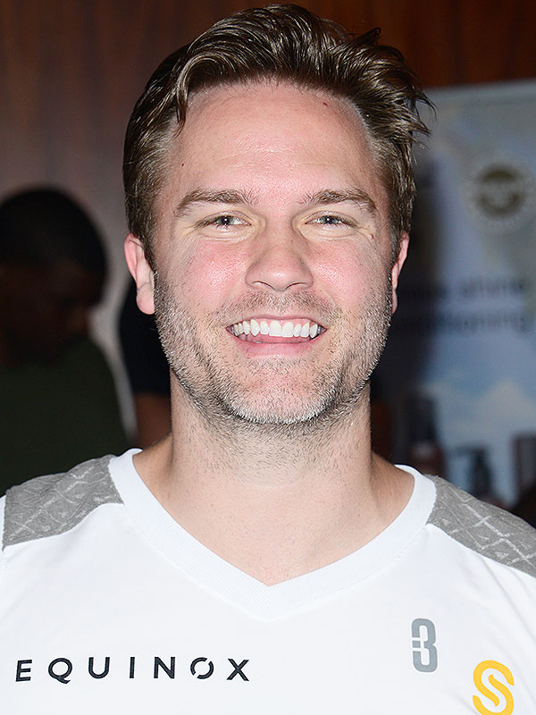 Next photo of Scott Porter