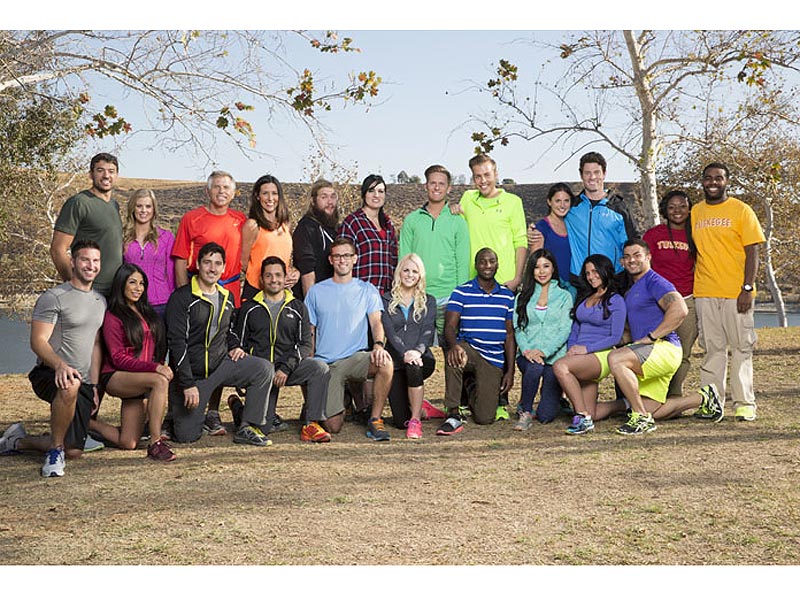 The Amazing Race Cast Includes New Kids on the Block's Jonathan Knight ...