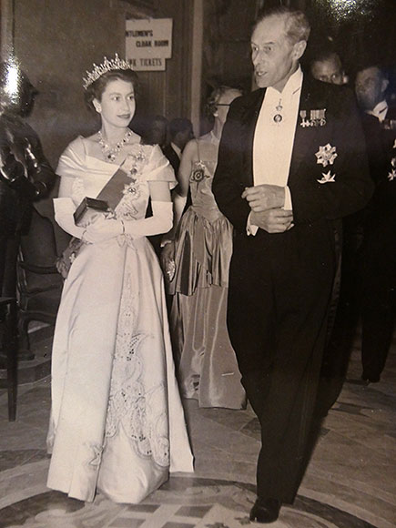 See Queen Elizabeth Enjoying Life on Malta in Early Married Life - People