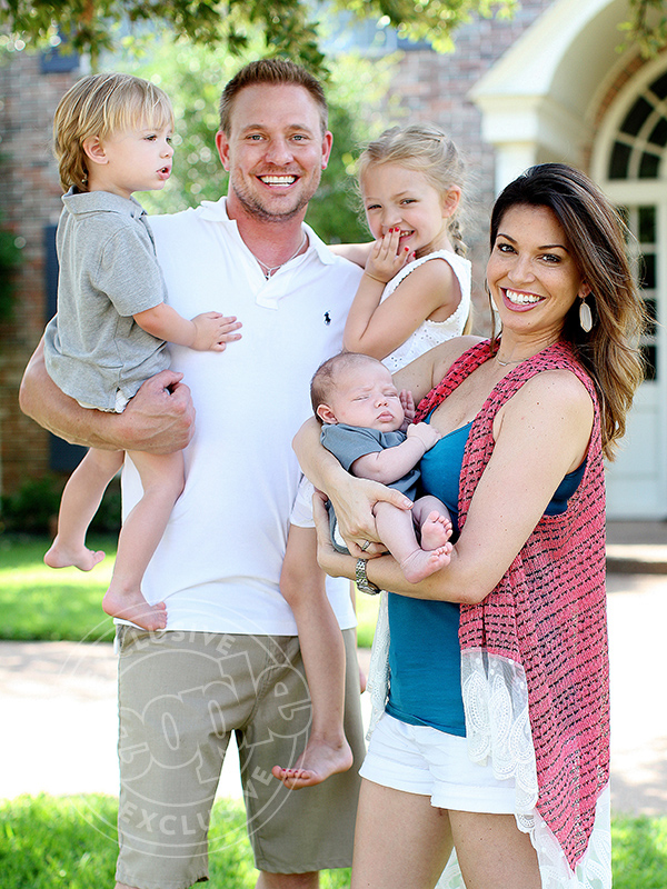 Melissa Rycroft with husband Tye Strickland with children