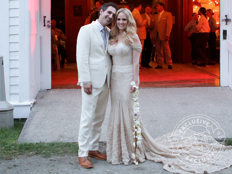 Survivor's Ethan Zohn Marries Lisa Heywood : People.com