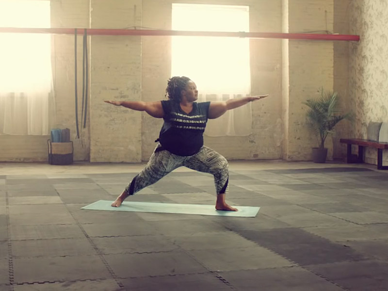 New Ad Proves Plus-Size Women Can Do Anything – Especially Yoga ...