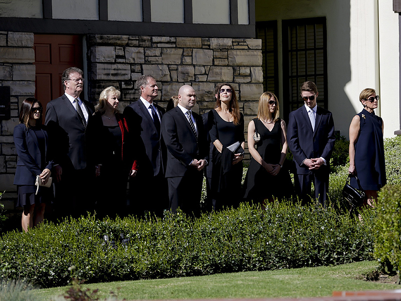 Nancy Reagan's Body Transported to Reagan Library To Lie in Repose ...