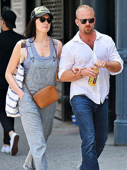 Are Ben Foster and Laura Prepon Dating? The Two Are Spotted Walking in ...