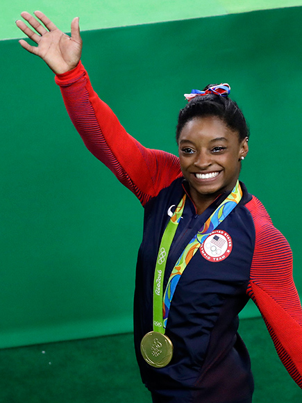 Simone Biles Wins Gold on the Vault in Rio : People.com