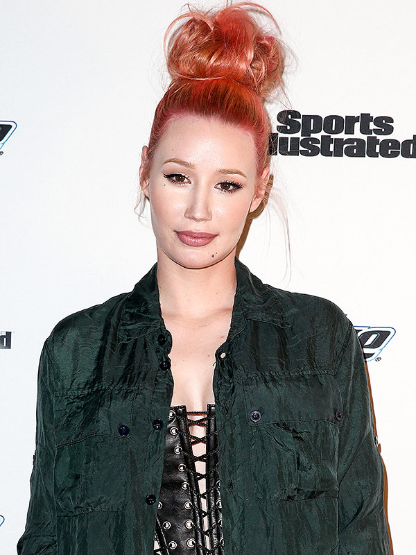 Iggy Azalea Can't Stop, Won't Stop Dying Her Hair Shades of Pink -- See ...