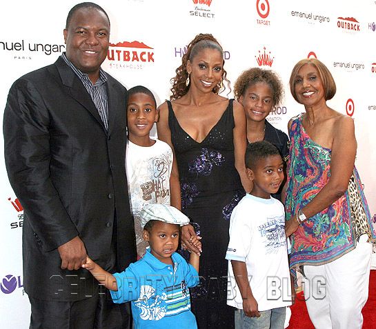 Holly Robinson Peete and Family Host DesignCure – Moms & Babies ...